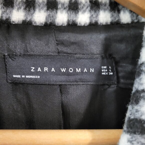 Zara black and white checkered coat - Picture 2 of 2